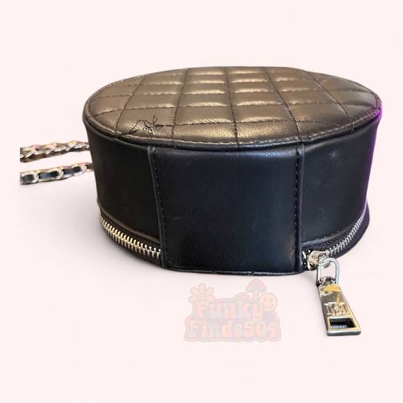 Badgley Mischka Black Quilted Round Mini Shoulder Bag Pearl Gold Chain Crossbody - Picture 7 of 13